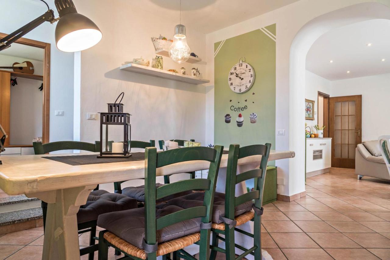 Tinas Yellow Home Leggiuno Eksteriør bilde